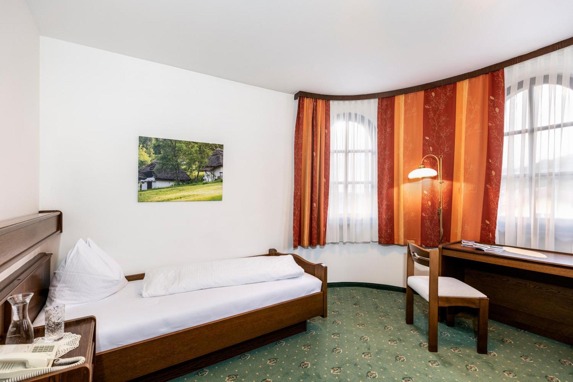 Genussgasthof & Hotel Beim Krutzler Szentkút Kültér fotó