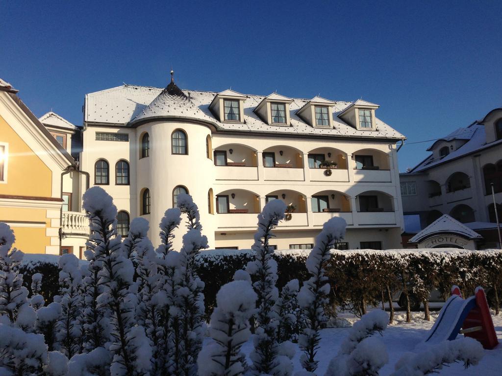 Genussgasthof & Hotel Beim Krutzler Szentkút Kültér fotó